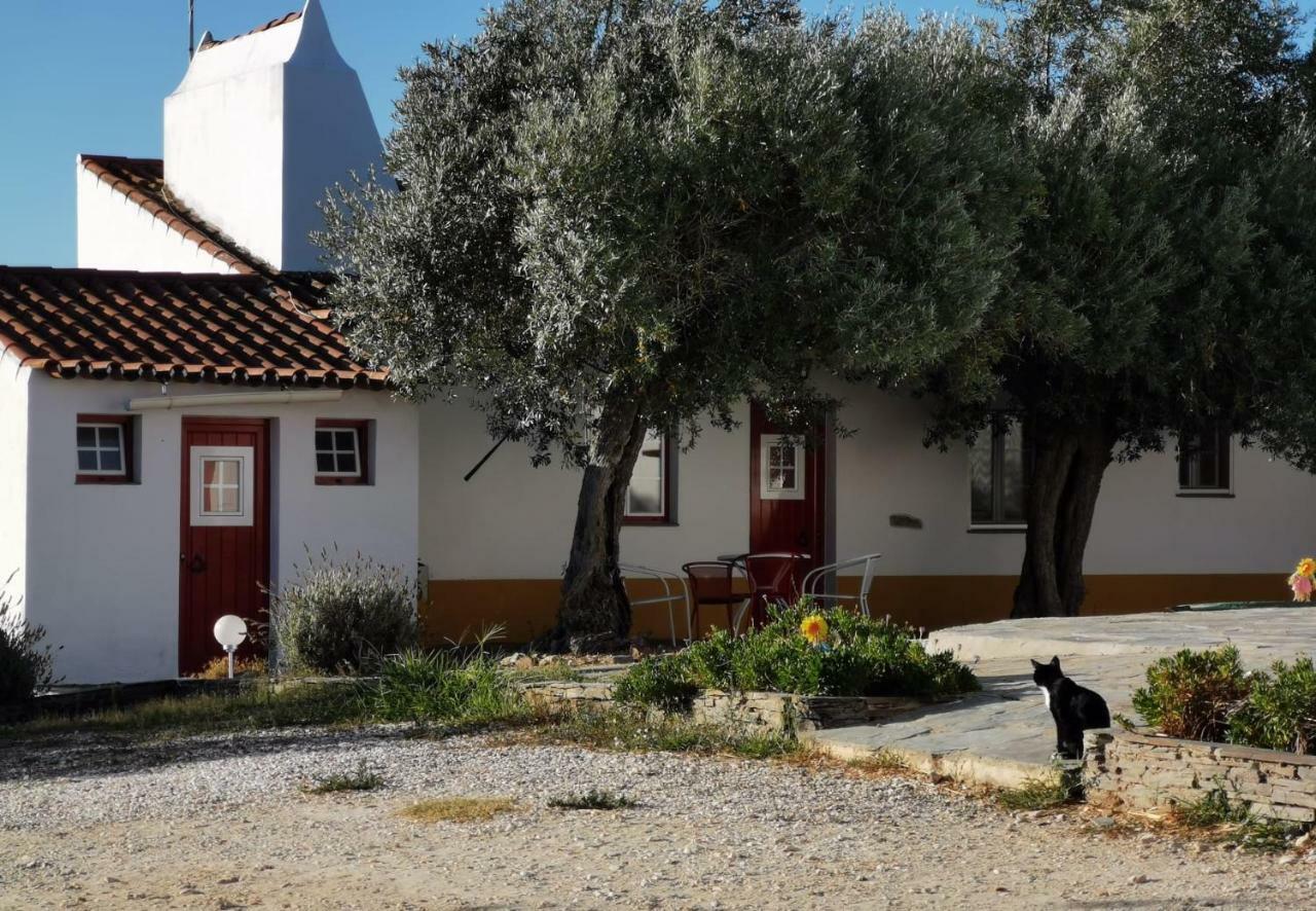 Monte Dos Vicentes Herdade Da Yucca Terena エクステリア 写真